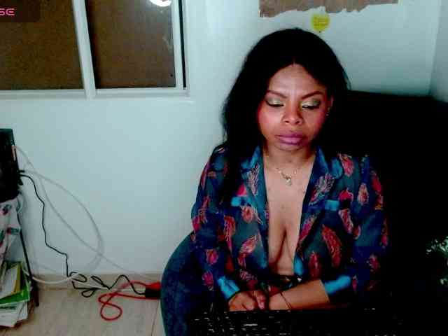 lizethrey73 webcam