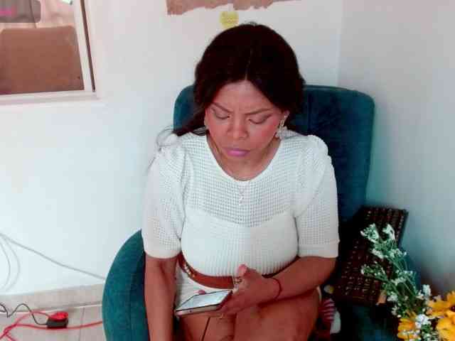 lizethrey73 webcam