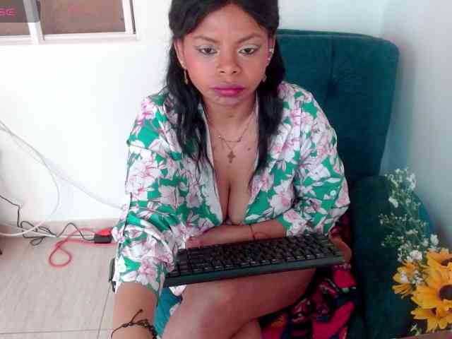 lizethrey73 webcam
