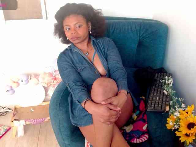 lizethrey73 webcam