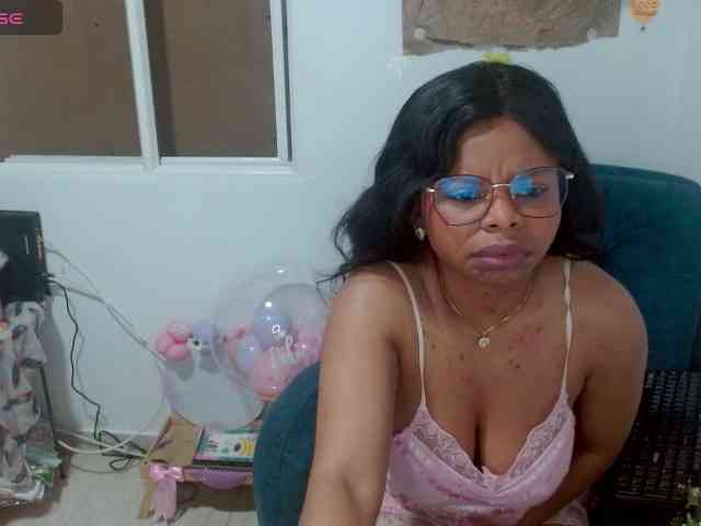lizethrey73 webcam