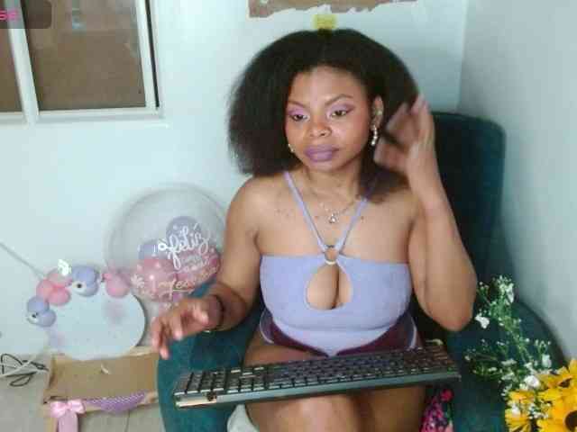 lizethrey73 webcam