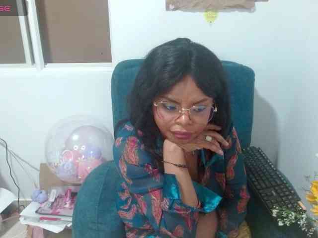 lizethrey73 webcam