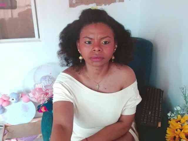 lizethrey73 webcam