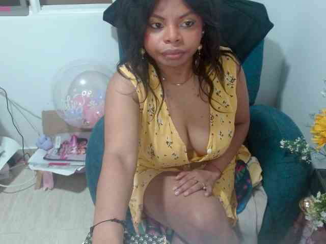 lizethrey73 webcam