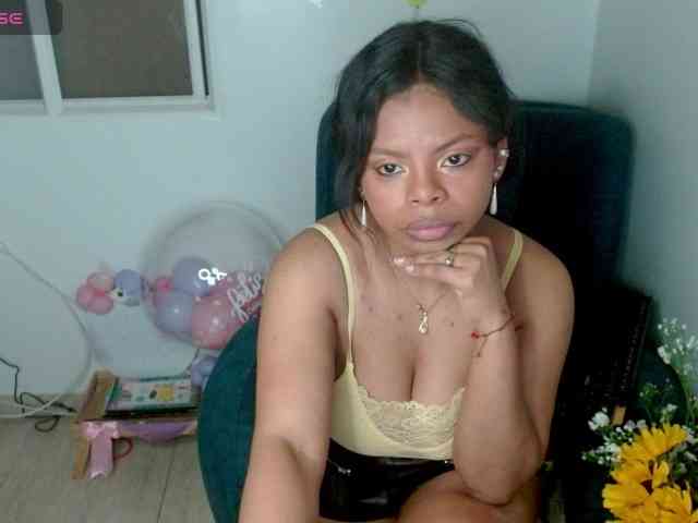lizethrey73 webcam