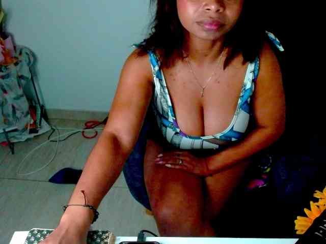 lizethrey73 webcam