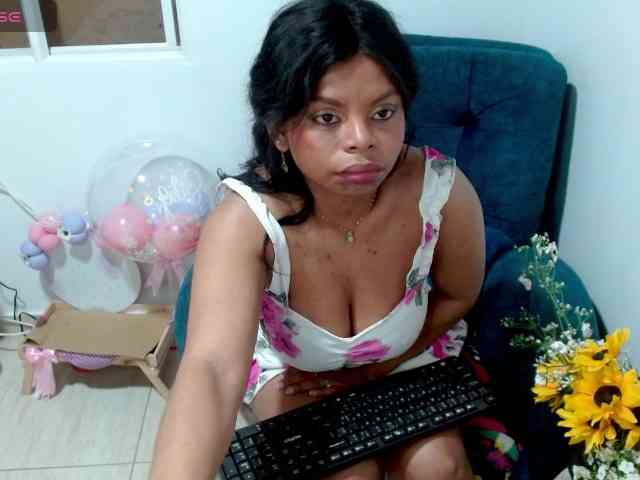 lizethrey73 webcam