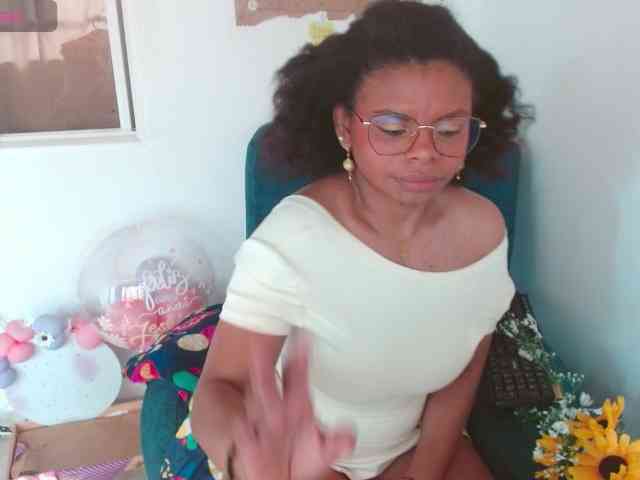 lizethrey73 webcam