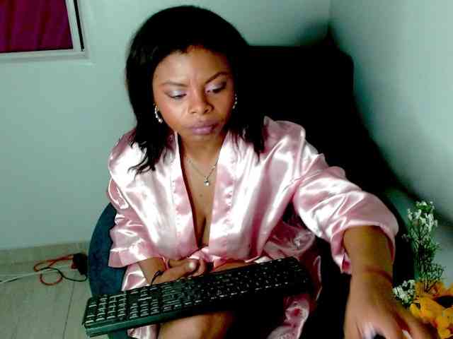 lizethrey73 webcam
