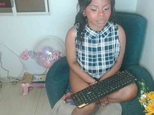 lizethrey73 webcam