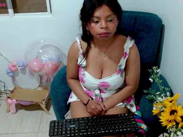 lizethrey73 webcam