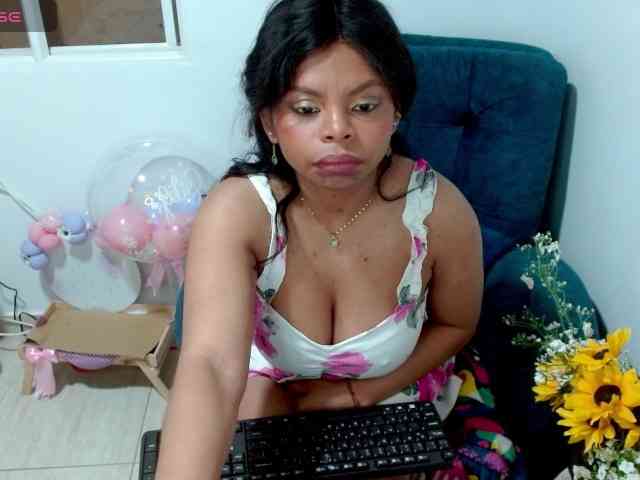 lizethrey73 webcam