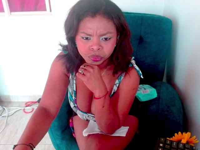 lizethrey73 webcam