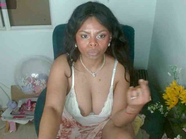 lizethrey73 webcam