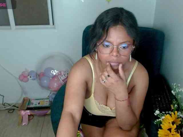 lizethrey73 webcam
