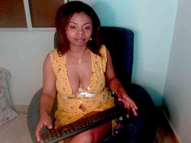 lizethrey73 webcam