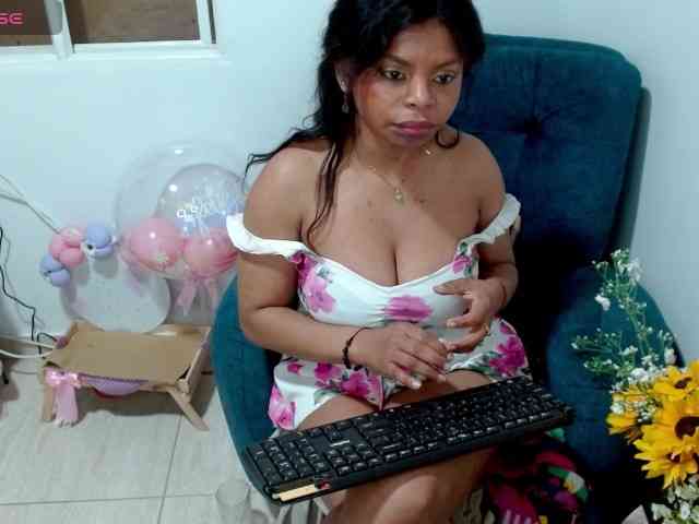 lizethrey73 webcam