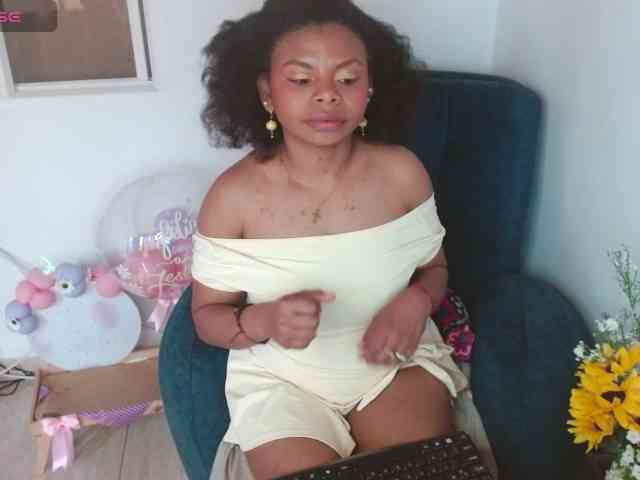lizethrey73 webcam