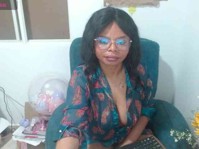 lizethrey73 webcam