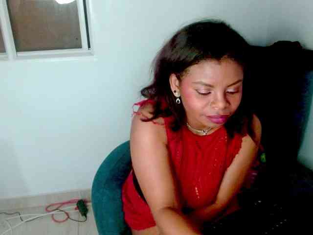 lizethrey73 Live Webcam on BongaCams