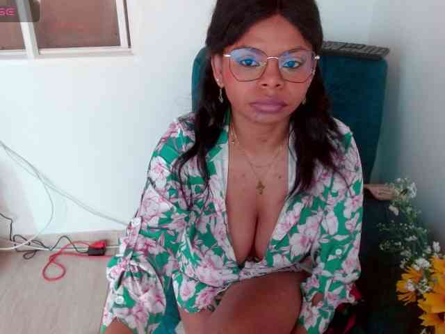 lizethrey73 webcam