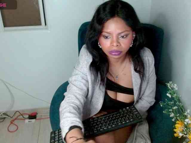 lizethrey73 webcam