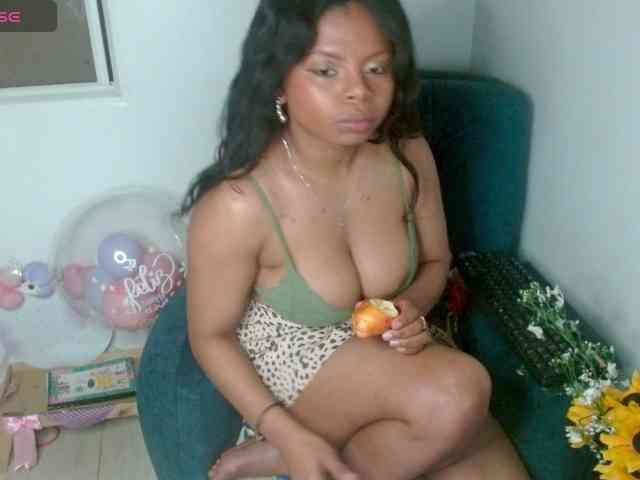 lizethrey73 webcam