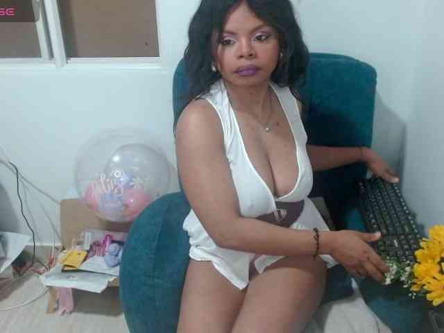 lizethrey73 webcam