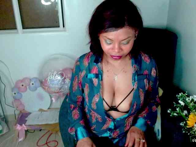 lizethrey73 webcam