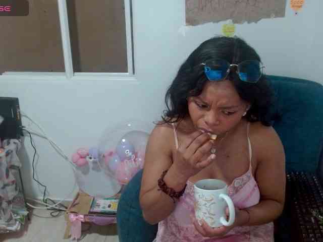 lizethrey73 webcam