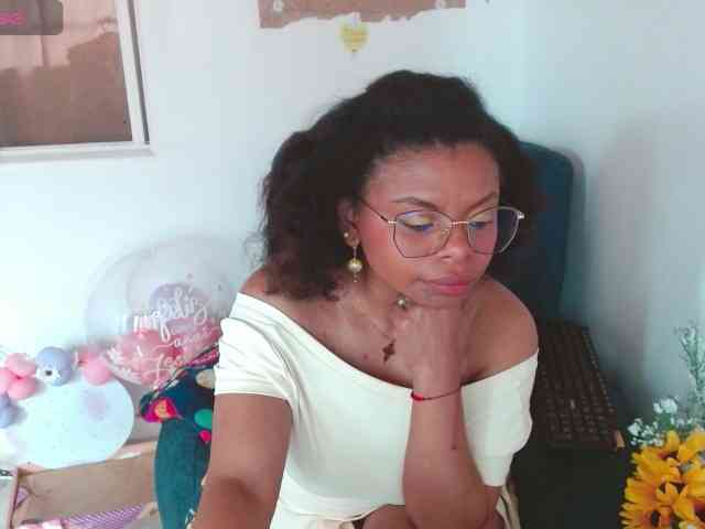 lizethrey73 webcam