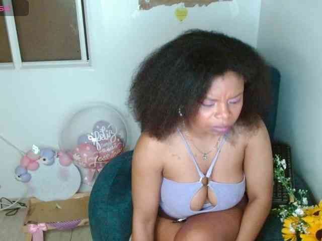 lizethrey73 webcam