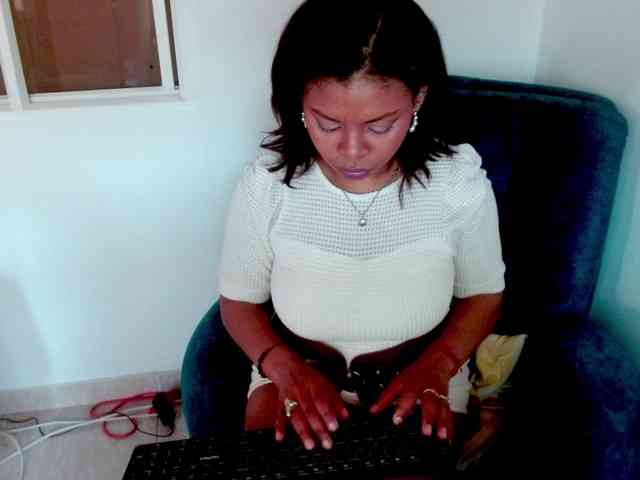 lizethrey73 webcam
