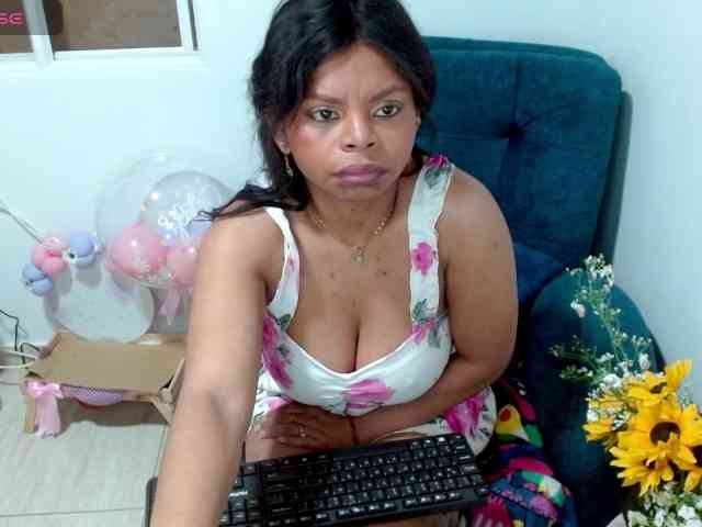 lizethrey73 webcam