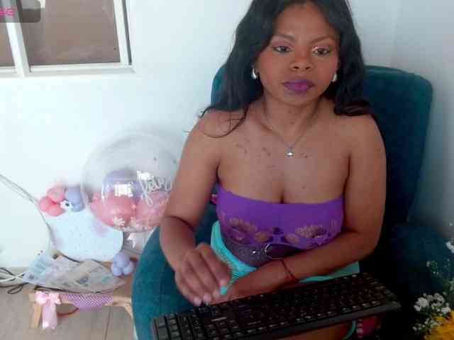 lizethrey73 webcam