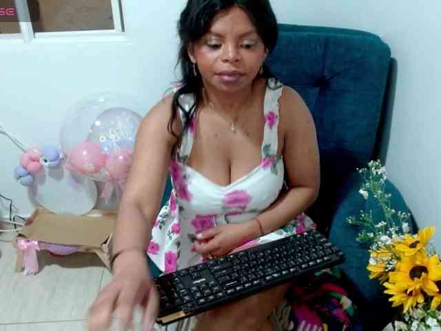 lizethrey73 webcam