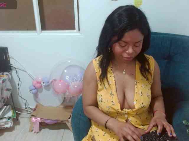 lizethrey73 webcam