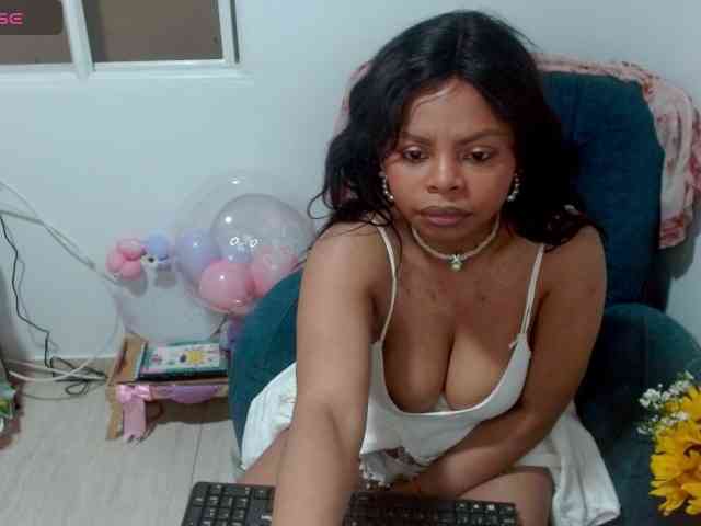 lizethrey73 webcam
