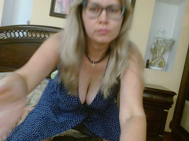 Crystal00Girl live cam on BongaCams