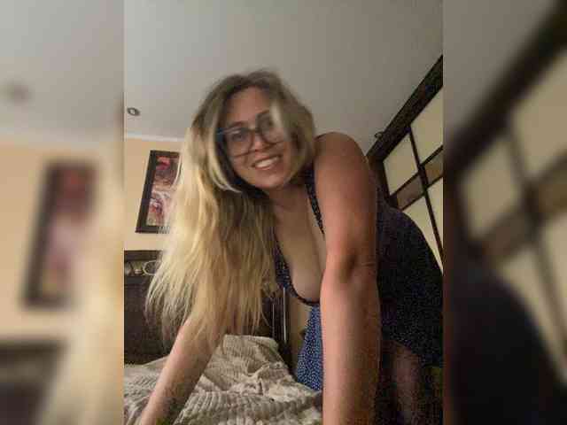 Crystal00Girl Live Webcam on BongaCams