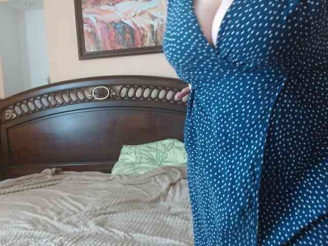 Elegant00Girl webcam