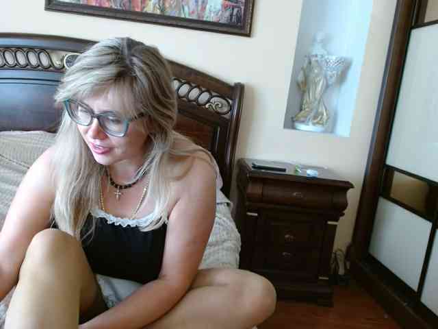 Elegant00Girl webcam
