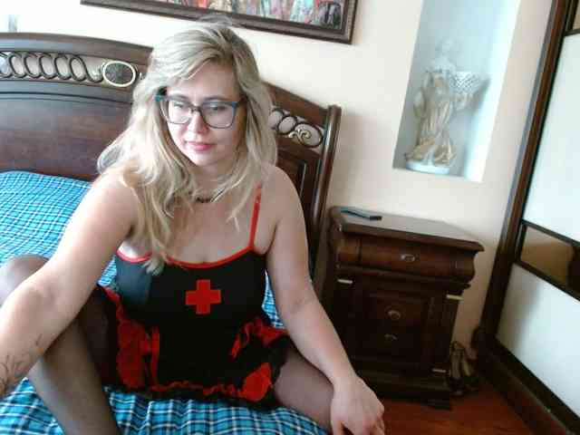 Elegant00Girl