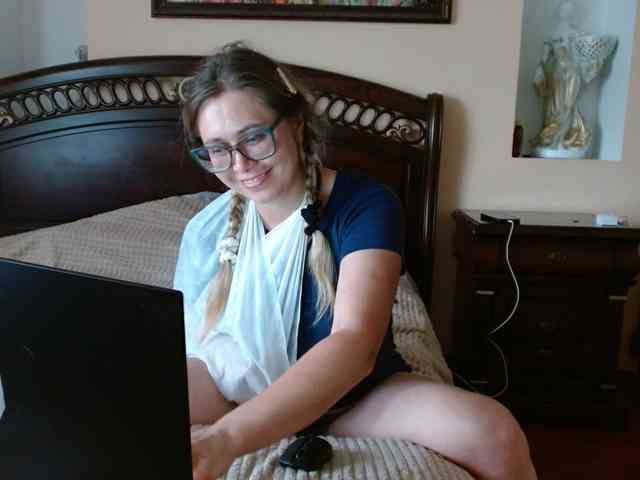 Elegant00Girl webcam