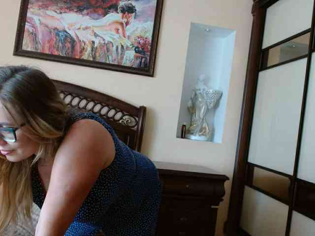 Elegant00Girl webcam