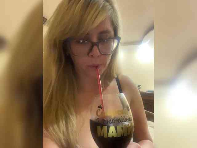 Crystal00Girl bongacams