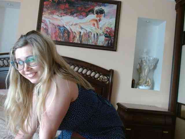 Elegant00Girl webcam