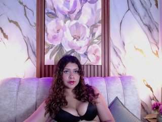 CurlyDani