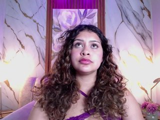 CurlyDani